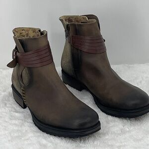 BUNKER Brown Ankle Boots with Buckle Detail MADE IN PORTUGAL SIZE 10 US